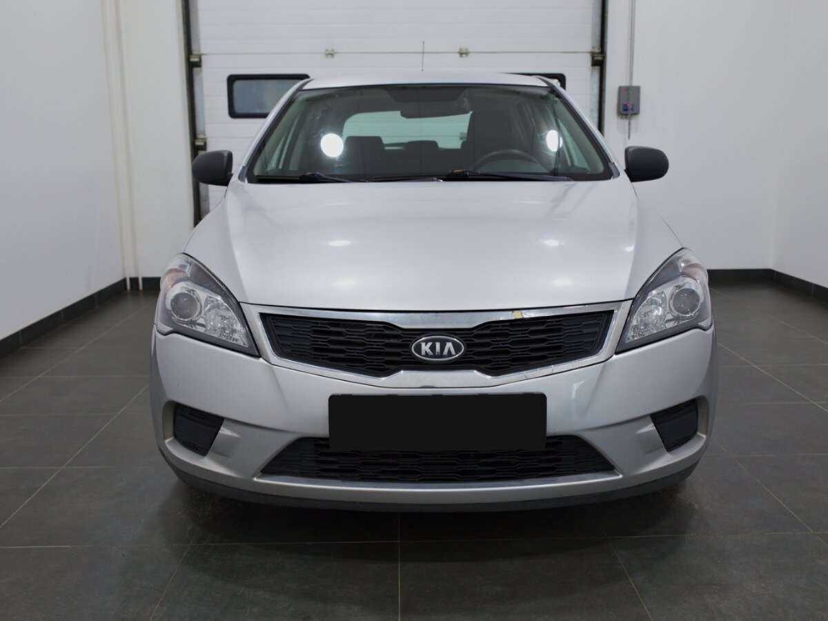 Купить Kia Ceed, 2011, 120 212 км, фото №2