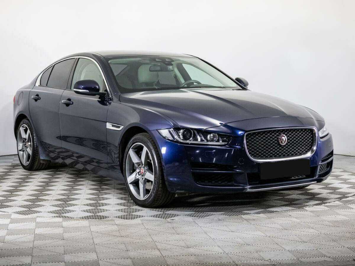 Купить Jaguar XE, 2017, 76 265 км, фото №3
