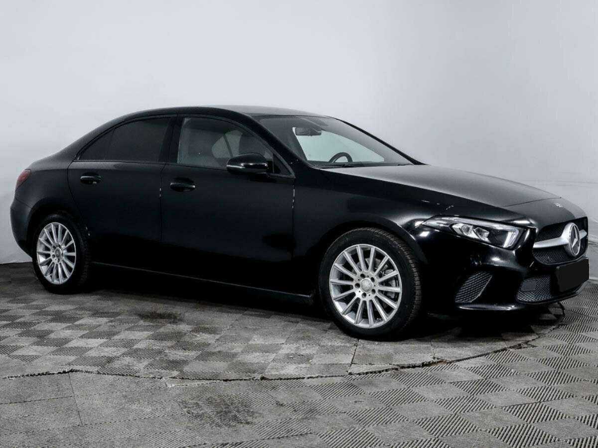 Купить Mercedes-Benz A-Класс 200, 2019, 100 000 км, фото №3