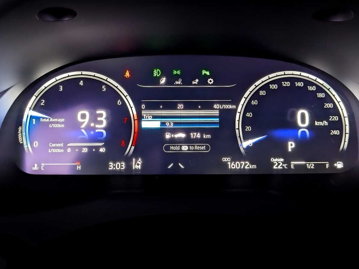 Купить Toyota Camry, 2023, 16 070 км, фото №11
