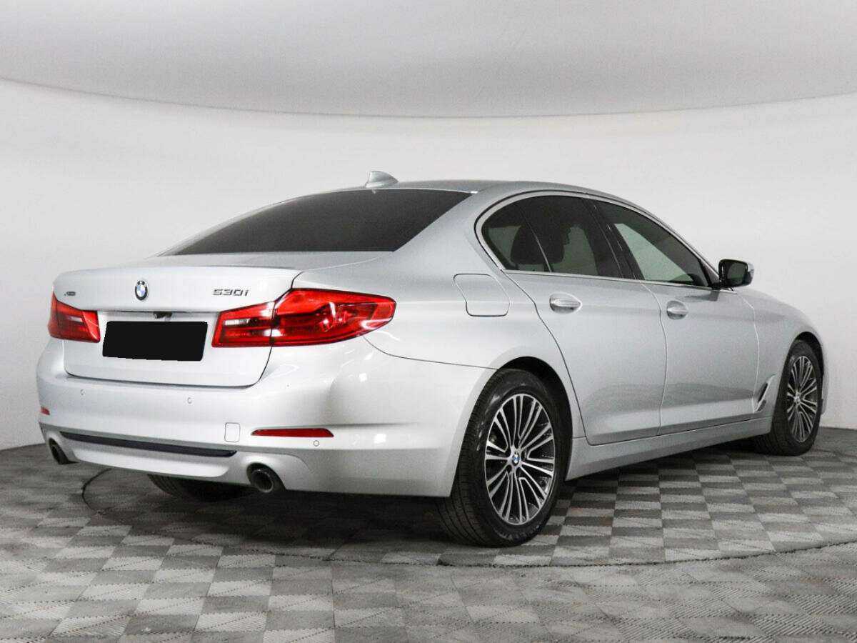 Купить BMW 5 серии 530i xDrive, 2017, 130 680 км, фото №2