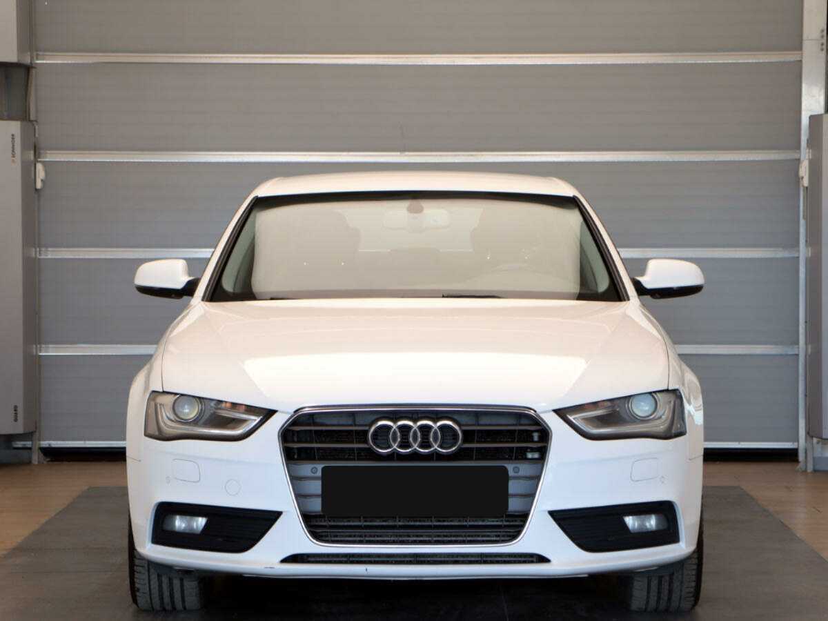 Купить Audi A4, 2013, 267 899 км, фото №2