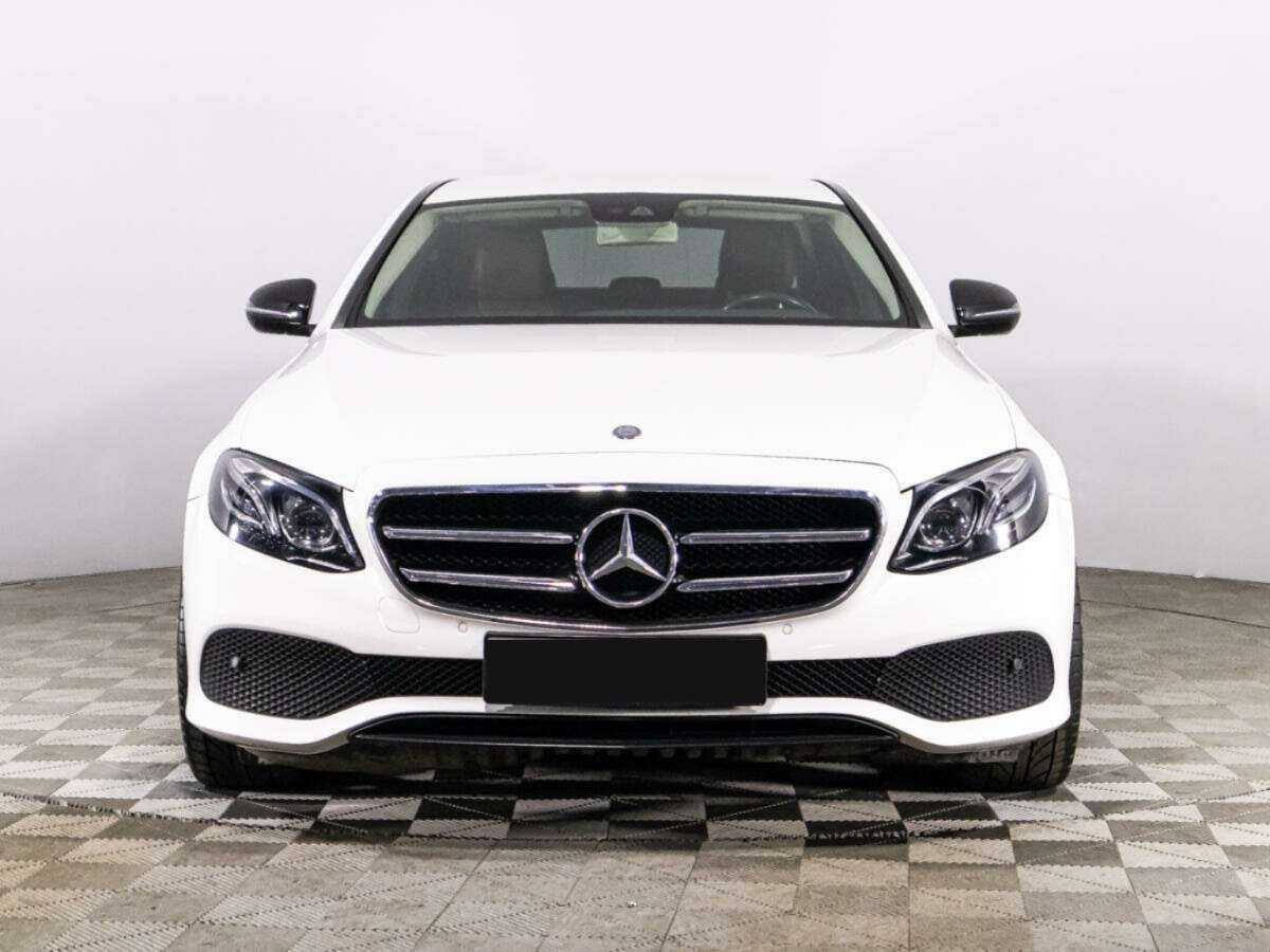 Купить Mercedes-Benz E-Класс 400, 2016, 76 165 км, фото №2