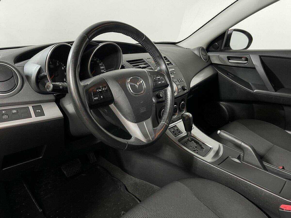 Купить Mazda 3, 2010, 111 984 км, фото №11