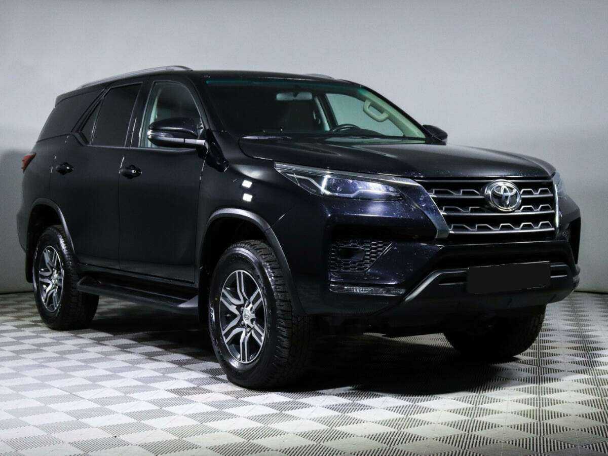 Купить Toyota Fortuner, 2021, 35 642 км, фото №3