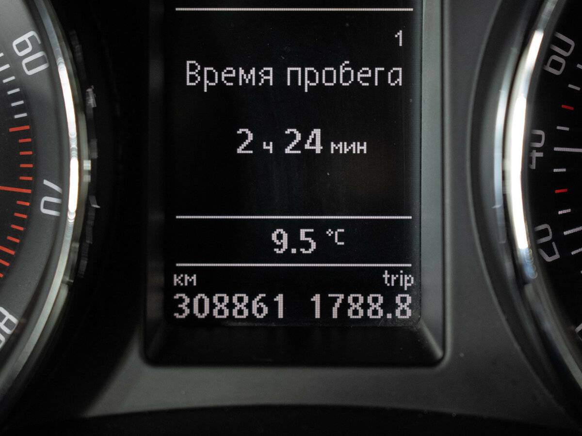 Купить Skoda Superb II, 2009, 308 857 км, фото №10