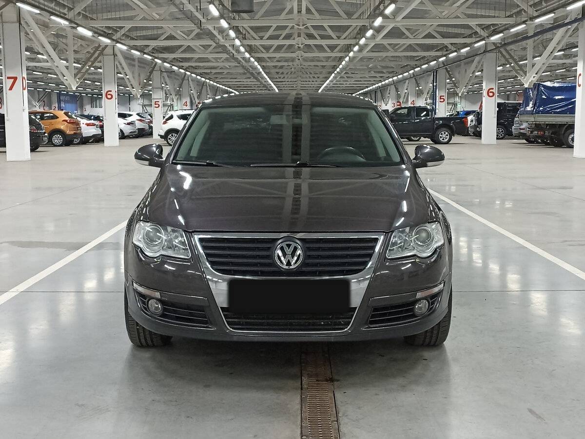 Купить Volkswagen Passat, 2010, 150 956 км, фото №2