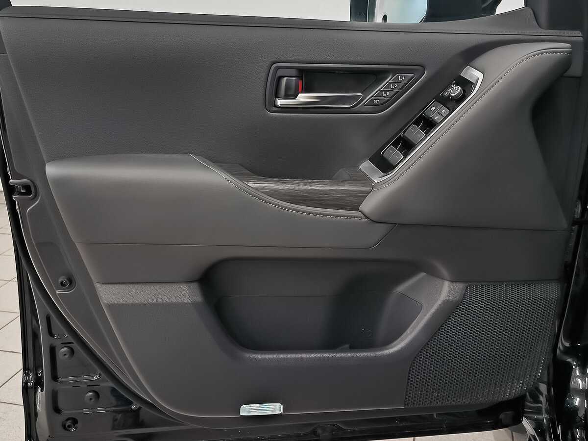 Купить Toyota Land Cruiser, 2021, 8 364 км, фото №19