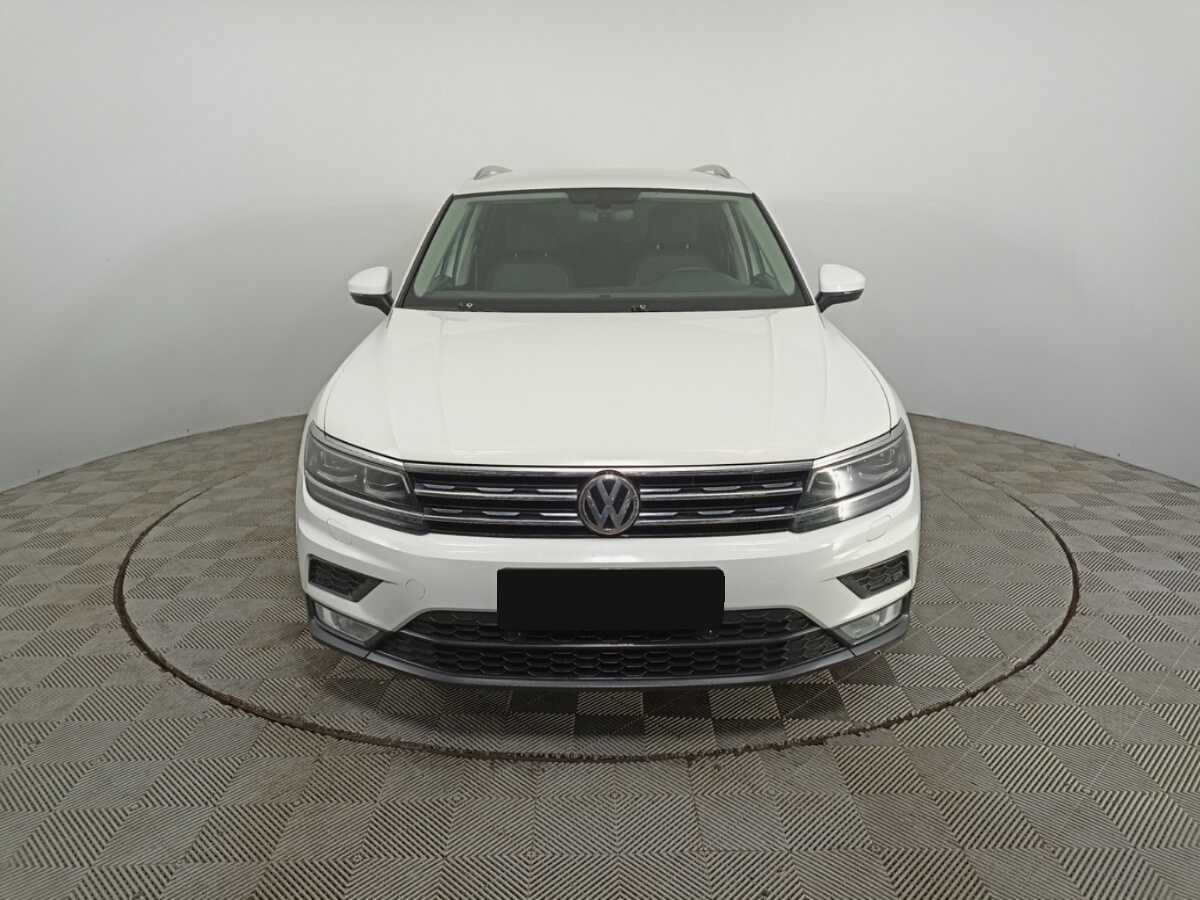 Купить Volkswagen Tiguan, 2017, 165 998 км, фото №2