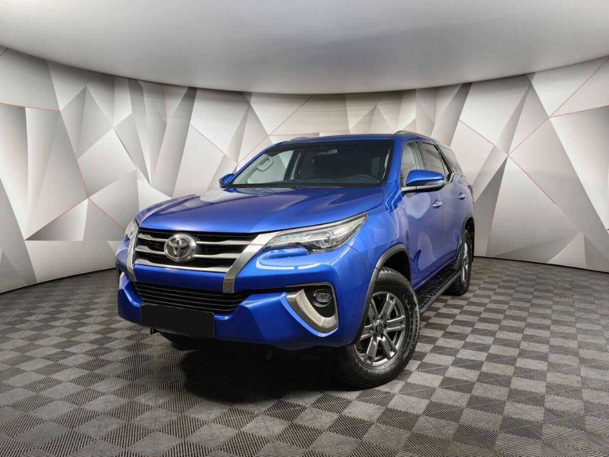 Купить Toyota Fortuner, 2017, 169 579 км, фото №1