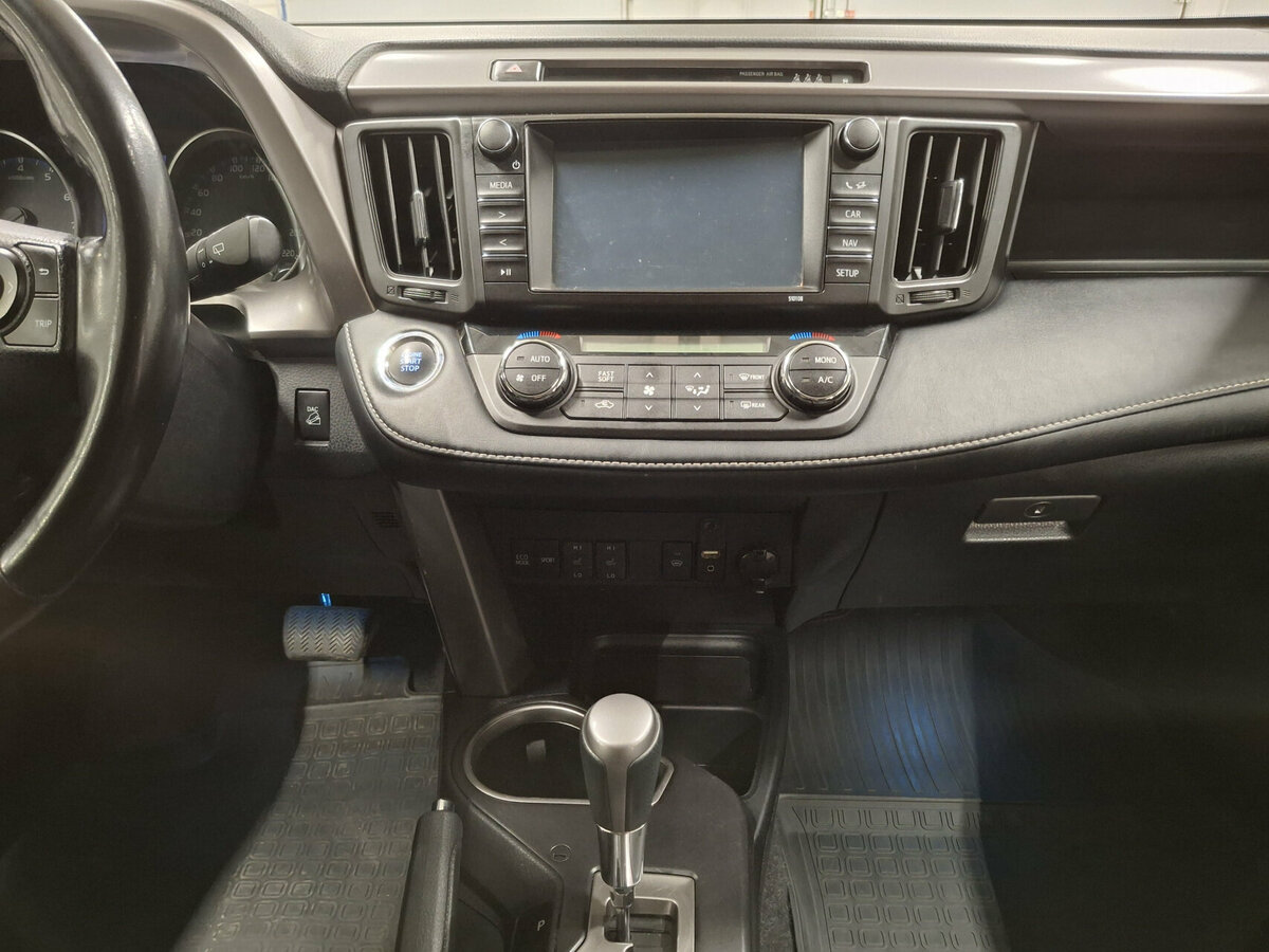 Купить Toyota RAV4 IV (XA40) Рестайлинг, 2019, 114 654 км, фото №15