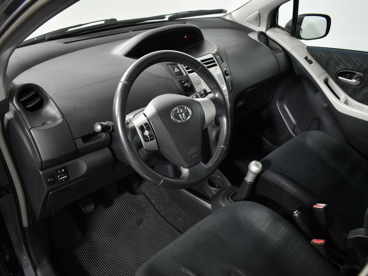Купить Toyota Yaris II, 2008, 193 370 км, фото №9
