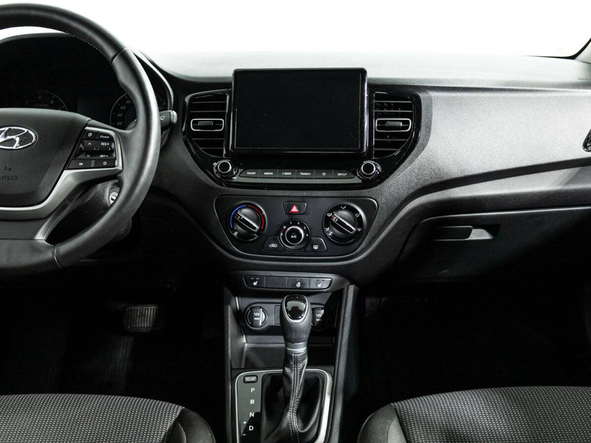 Купить Hyundai Solaris II Рестайлинг, 2022, 39 415 км, фото №14