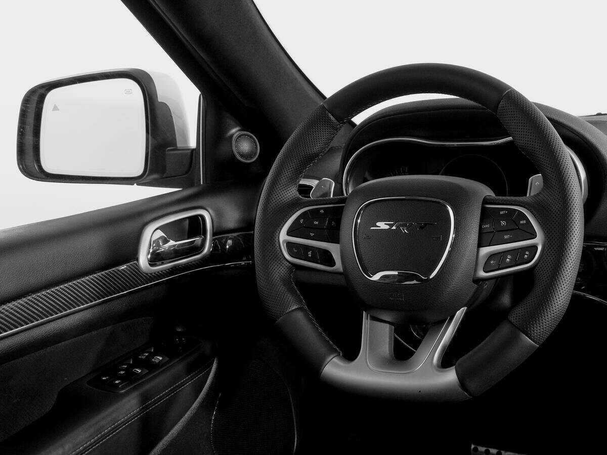 Купить Jeep Grand Cherokee SRT, 2020, 18 883 км, фото №15