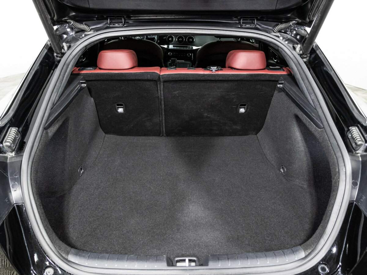 Купить Kia Stinger, 2018, 68 335 км, фото №15