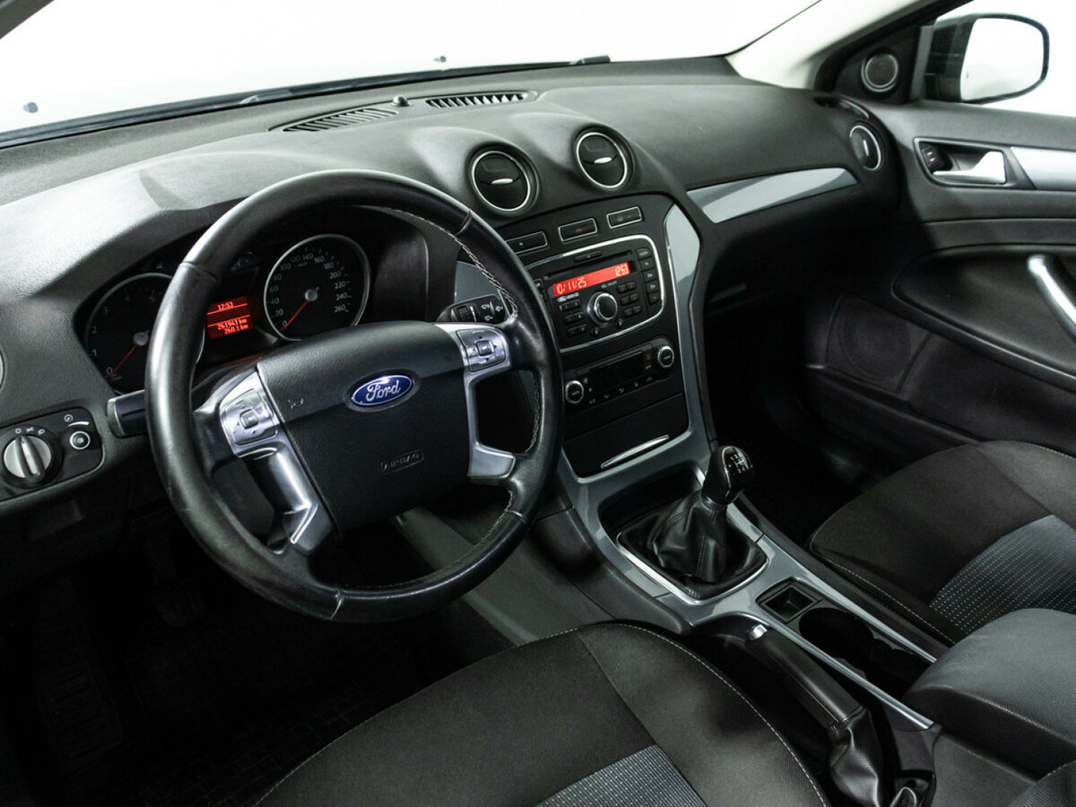 Купить Ford Mondeo IV Рестайлинг, 2011, 261 939 км, фото №10