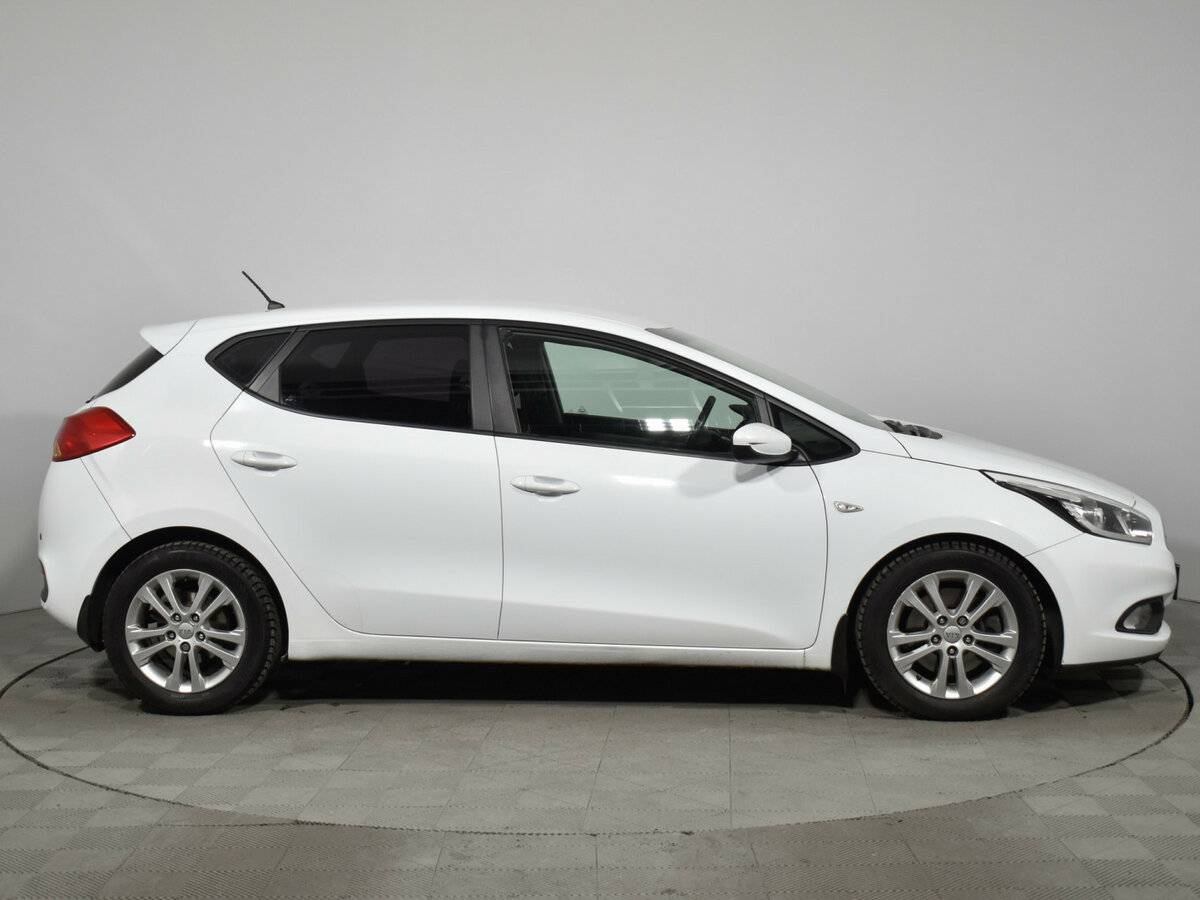 Купить Kia Ceed II, 2013, 125 002 км, фото №4