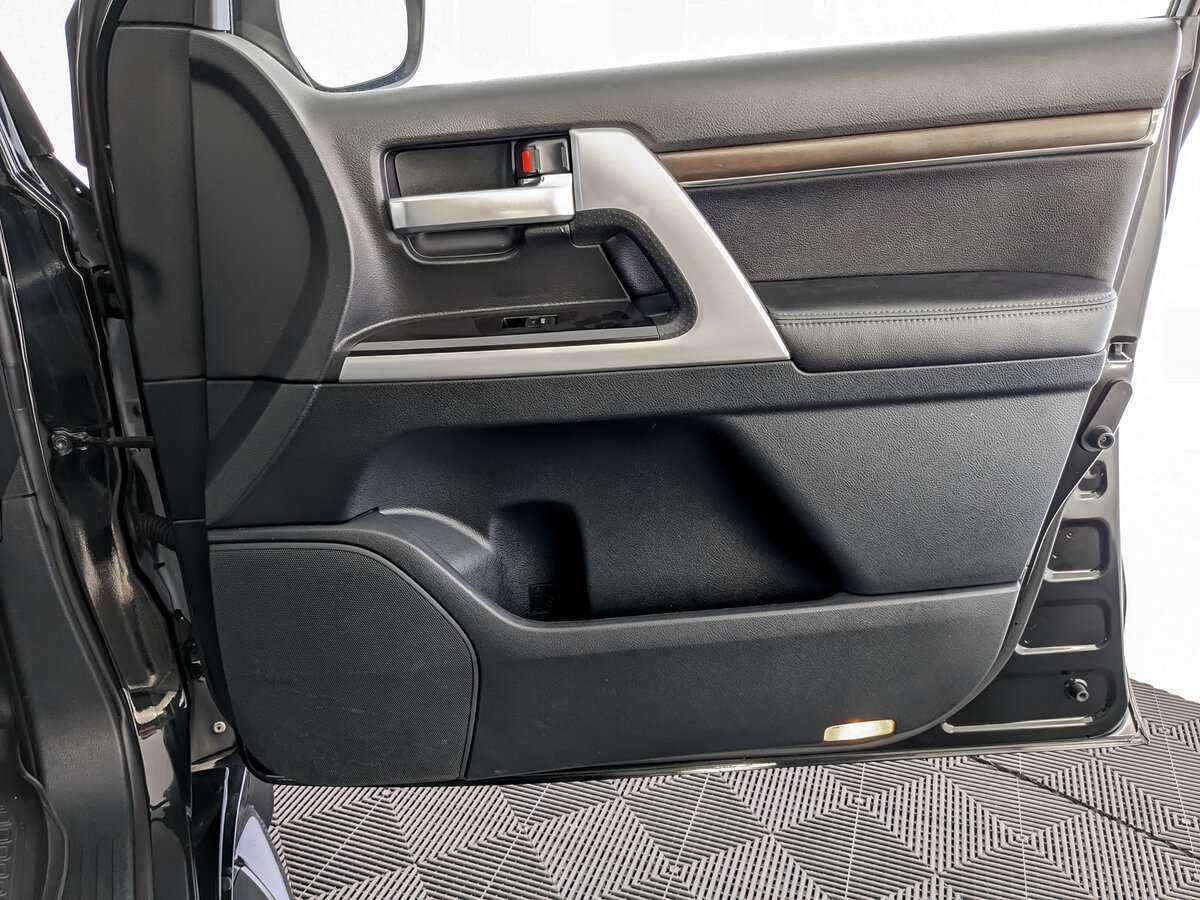 Купить Toyota Land Cruiser, 2019, 99 833 км, фото №21
