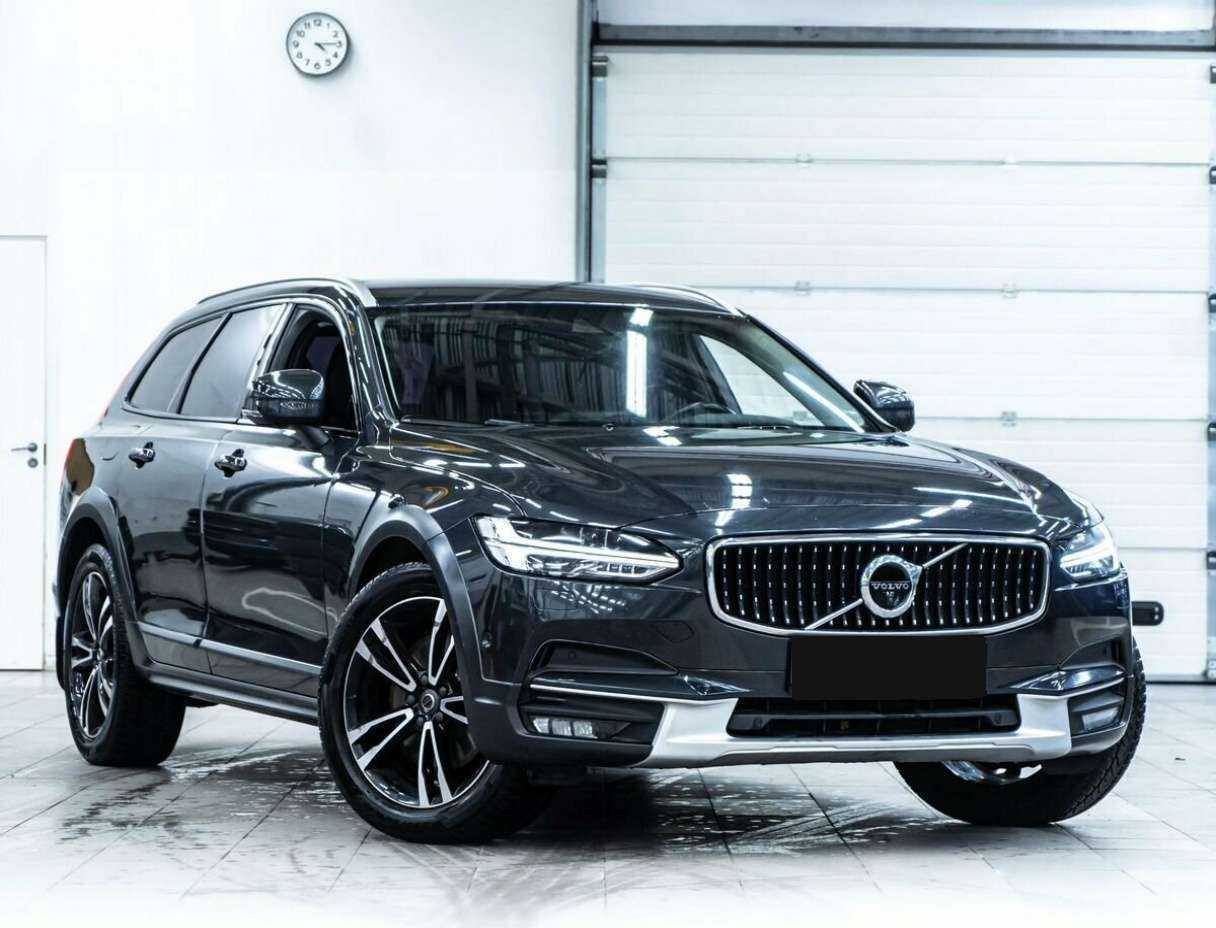 Купить Volvo V90 Cross Country, 2017, 164 000 км, фото №2