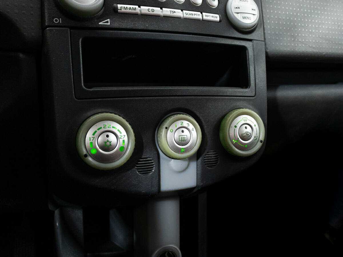 Купить Mitsubishi Colt, 2008, 114 476 км, фото №15