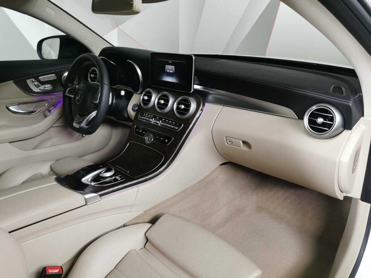 Купить Mercedes-Benz C-Класс 180, 2015, 108 112 км, фото №9