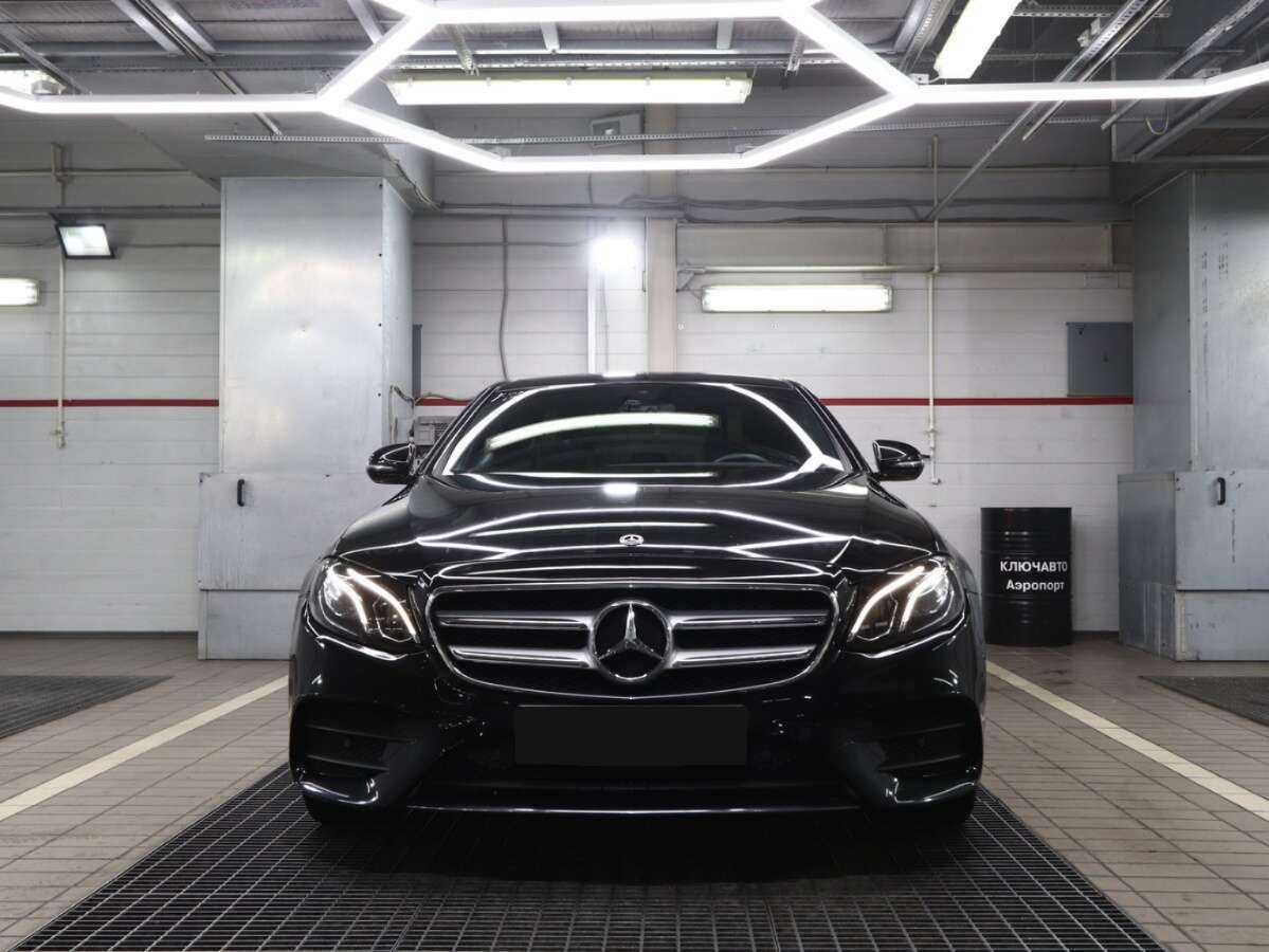 Купить Mercedes-Benz E-Класс 200, 2019, 53 603 км, фото №2
