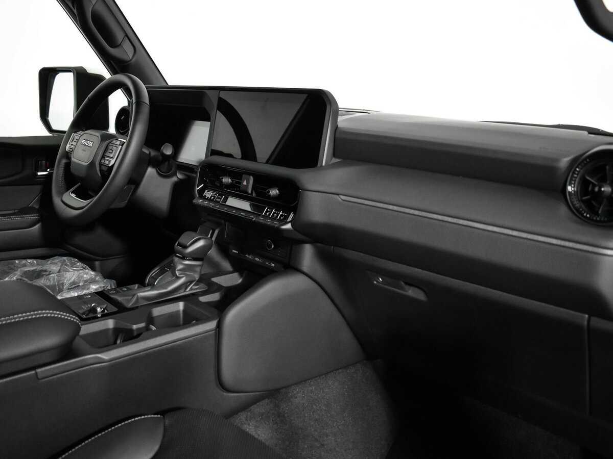 Купить Toyota Land Cruiser Prado, 2024, 53 км, фото №9