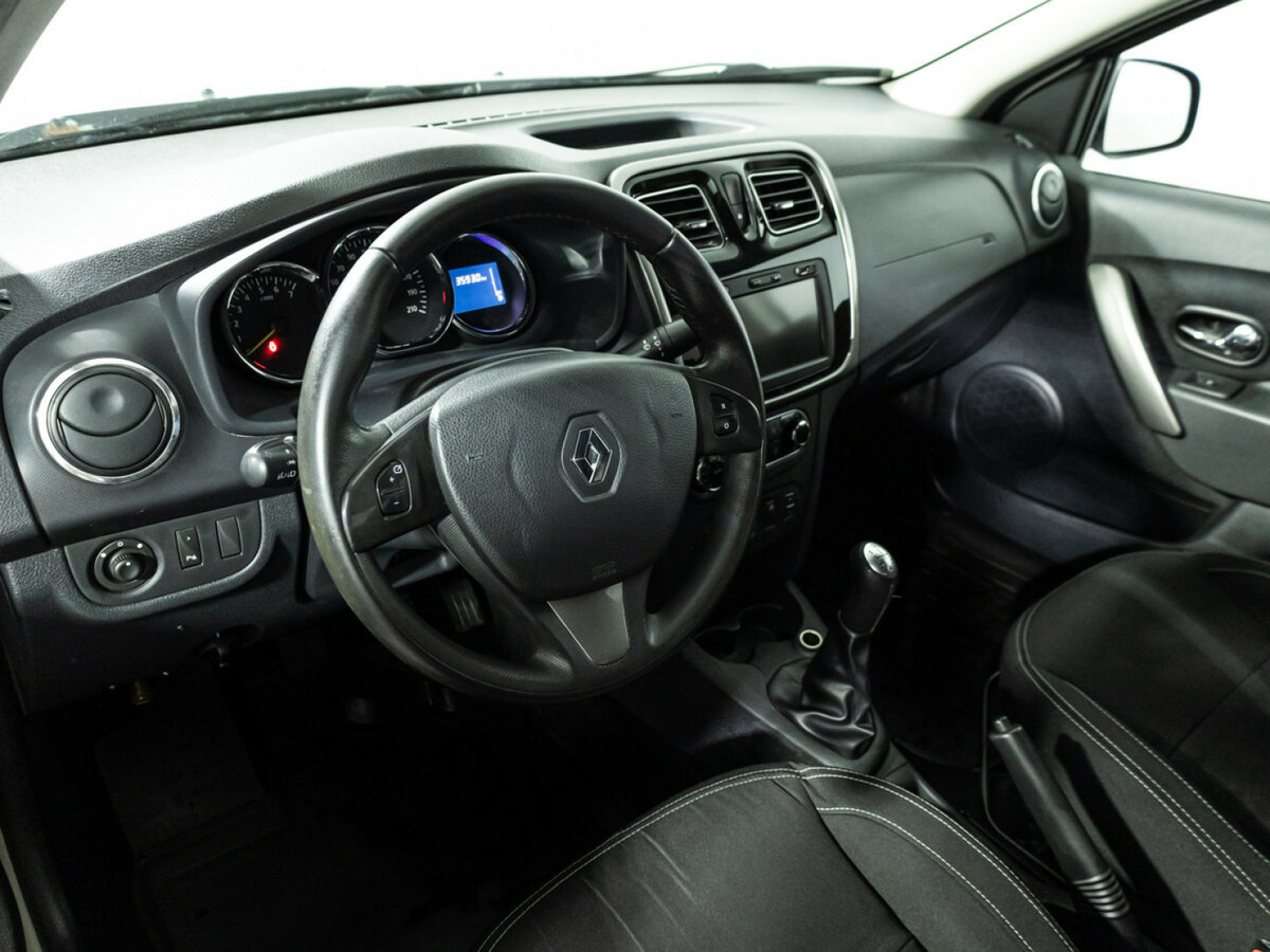 Купить Renault Logan II, 2014, 139 143 км, фото №11