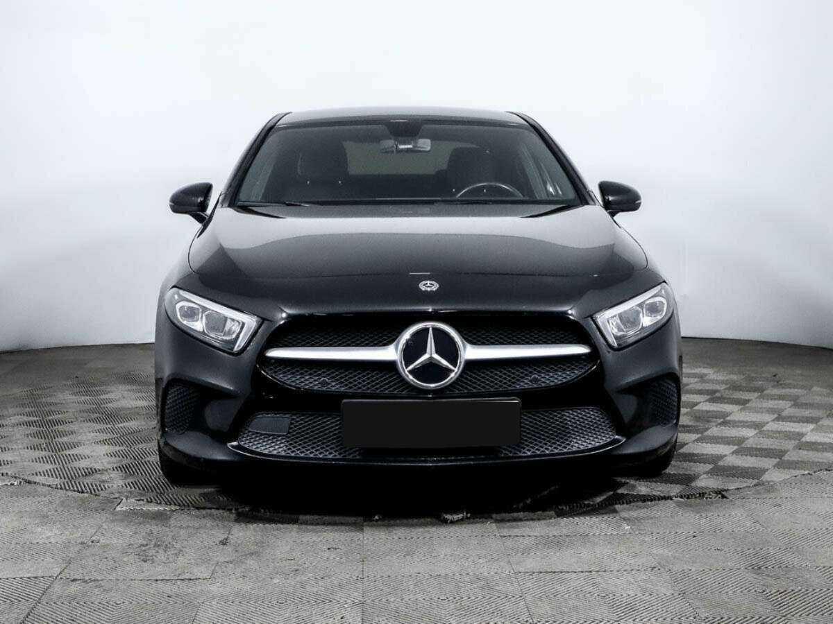 Купить Mercedes-Benz A-Класс 200, 2019, 100 000 км, фото №2