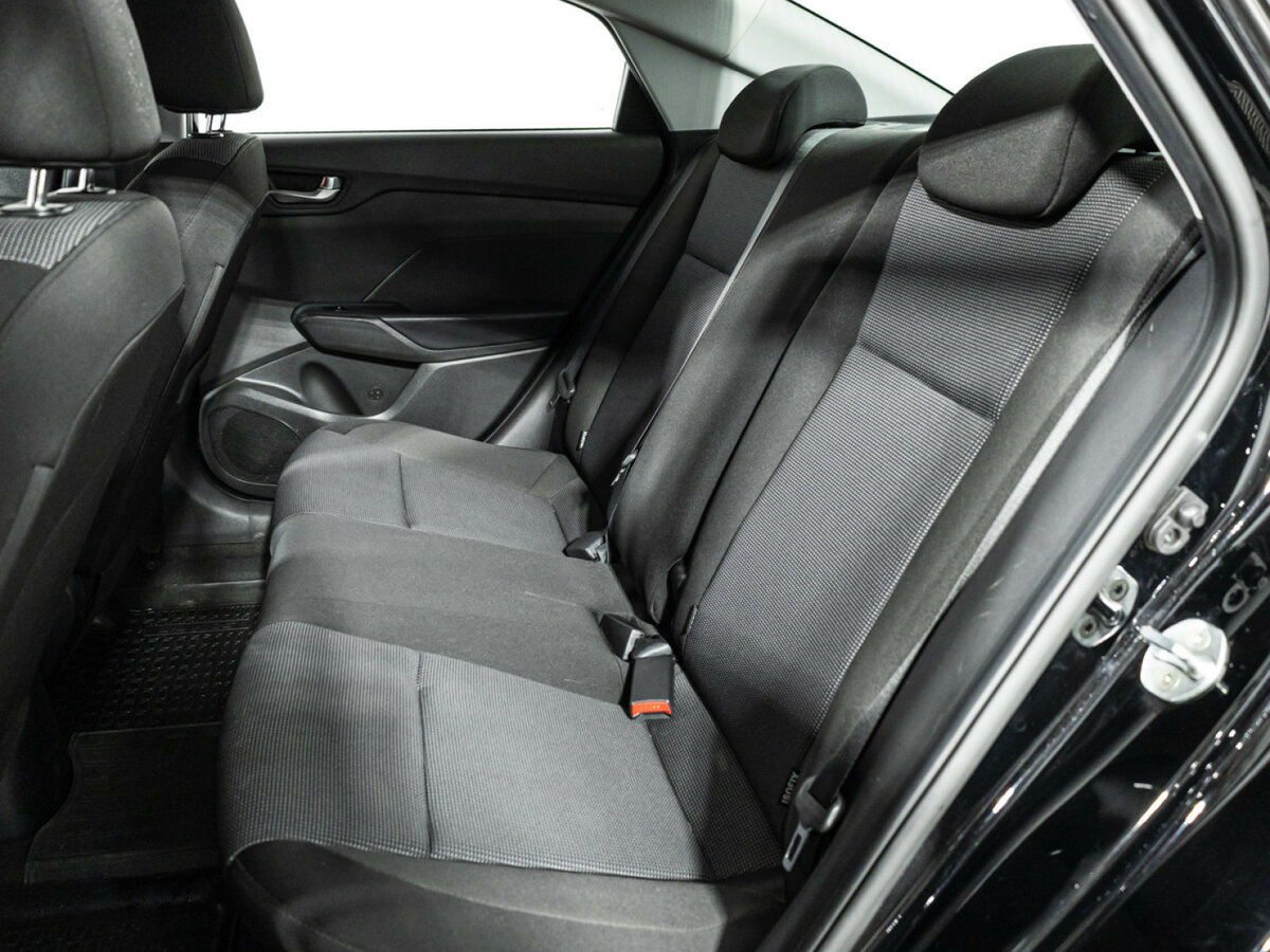 Купить Hyundai Solaris II Рестайлинг, 2022, 39 415 км, фото №10