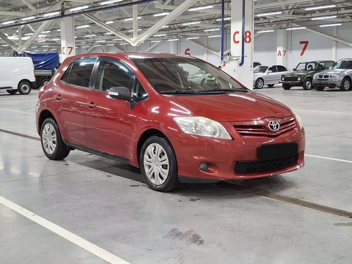 Купить Toyota Auris I Рестайлинг, 2010, 257 704 км, фото №3