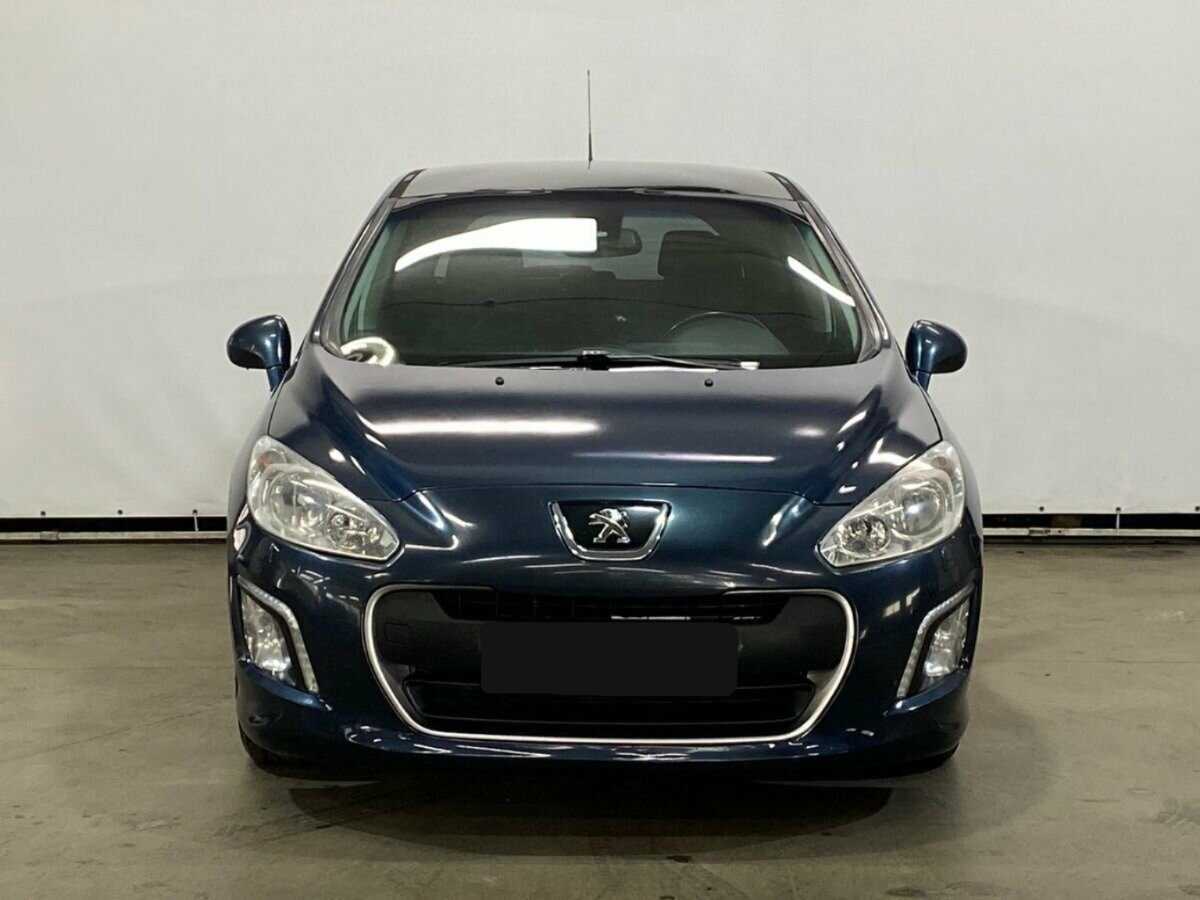 Купить Peugeot 308, 2011, 151 820 км, фото №2