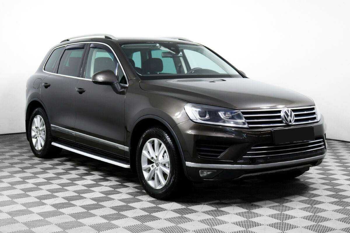 Купить Volkswagen Touareg, 2015, 230 000 км, фото №3