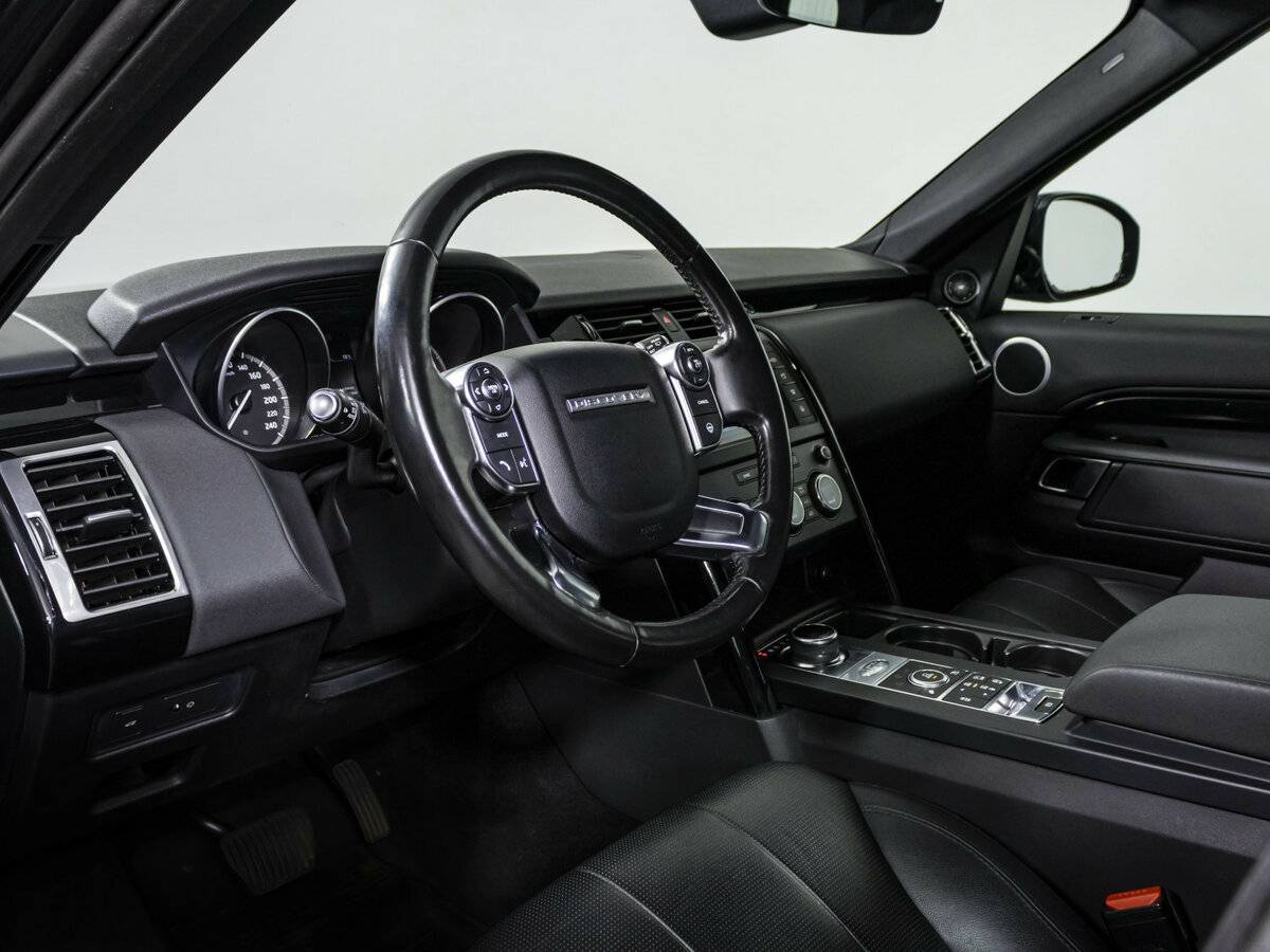 Купить Land Rover Discovery V, 2017, 162 941 км, фото №8
