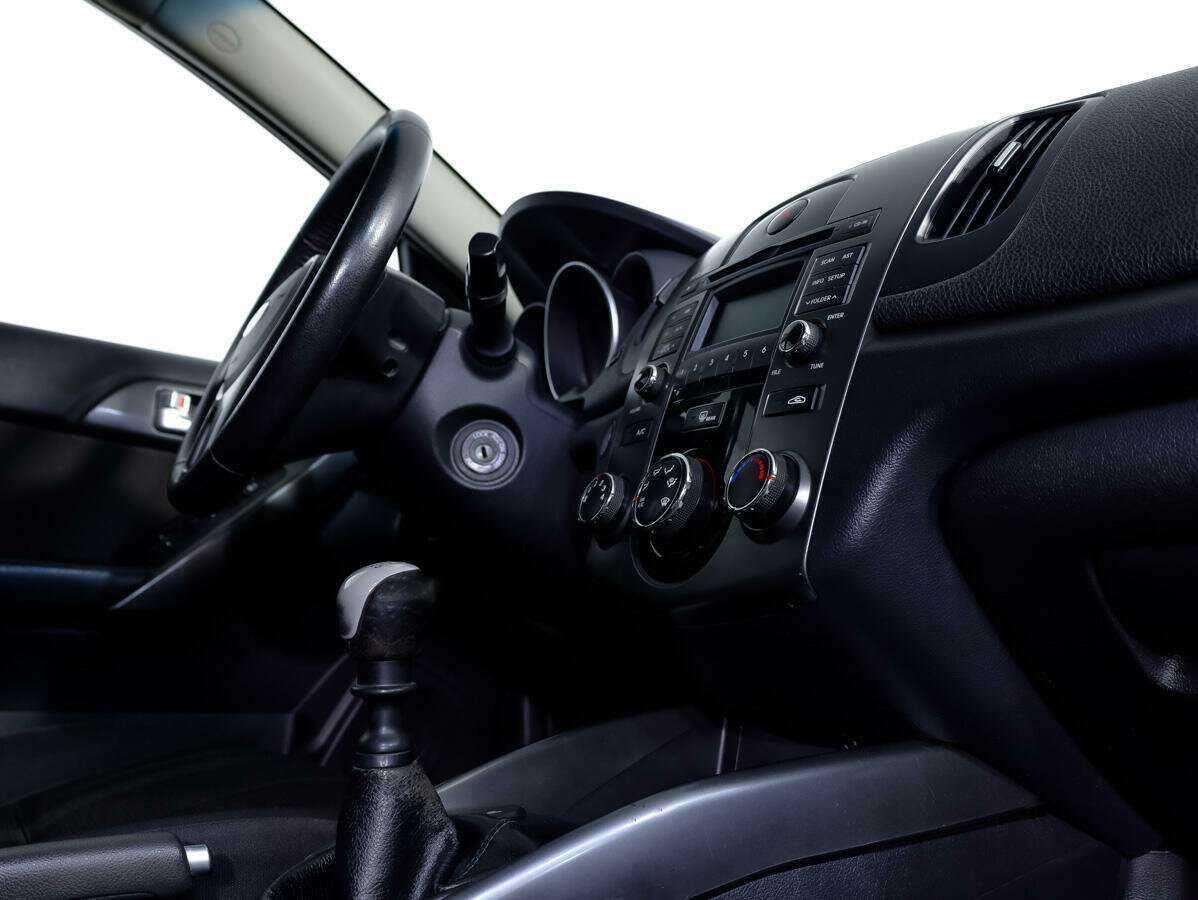 Купить Kia Cerato 6-speed, 2011, 203 975 км, фото №17