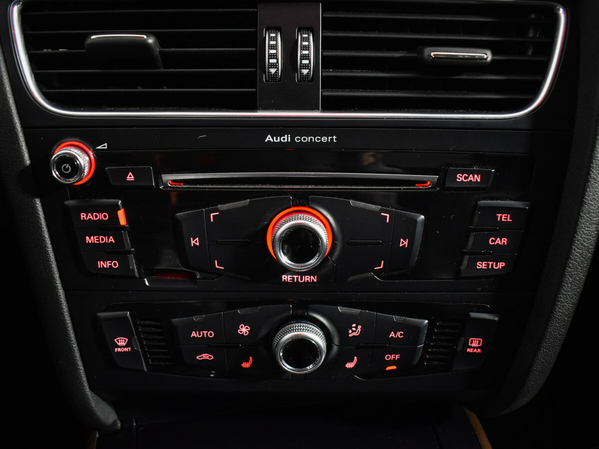 Купить Audi A4 IV (B8) Рестайлинг, 2015, 230 567 км, фото №17