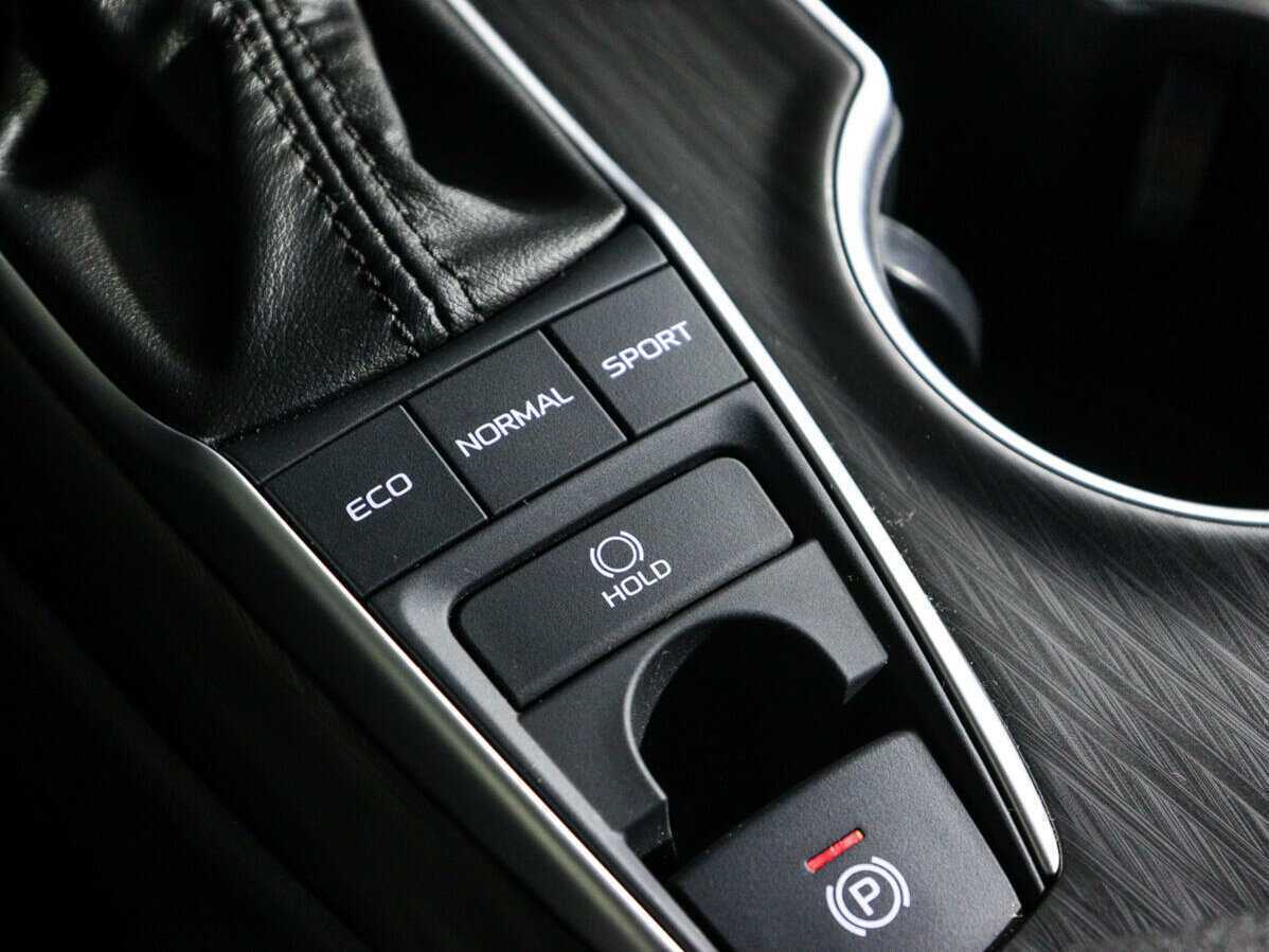 Купить Toyota Camry, 2023, 11 868 км, фото №18