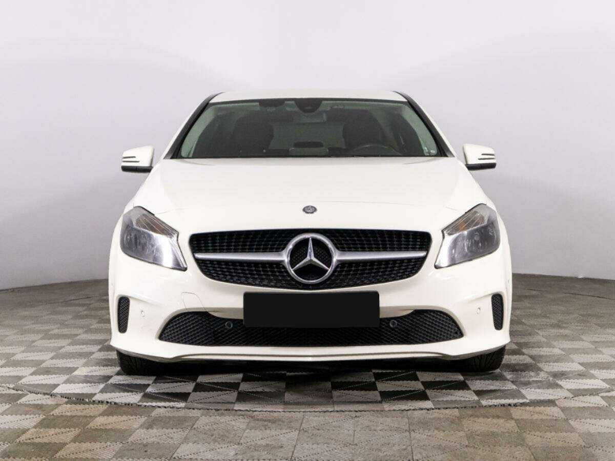 Купить Mercedes-Benz A-Класс 180, 2016, 84 242 км, фото №2