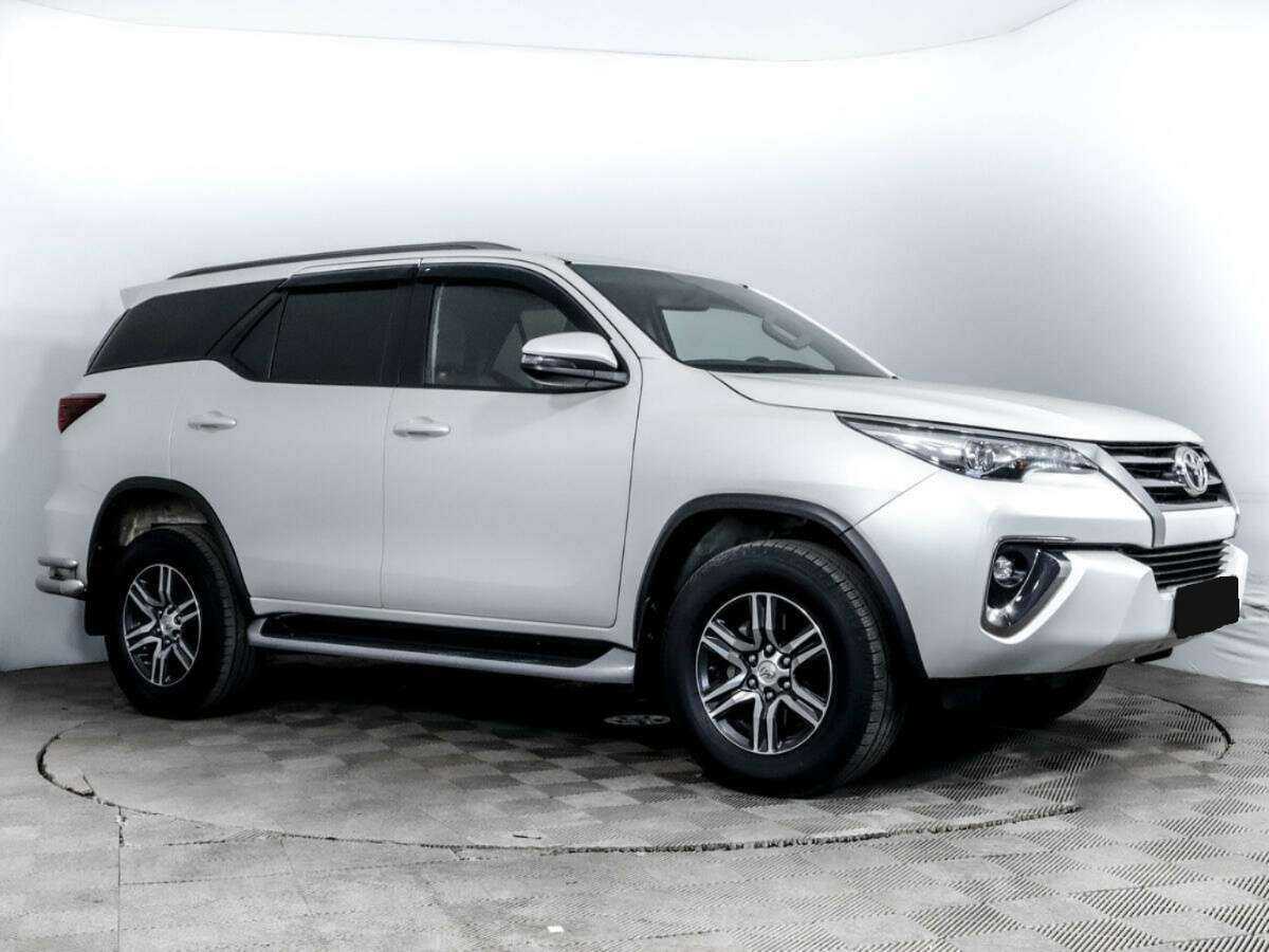 Купить Toyota Fortuner, 2017, 97 000 км, фото №3