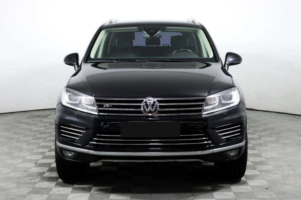 Купить Volkswagen Touareg, 2016, 151 046 км, фото №2