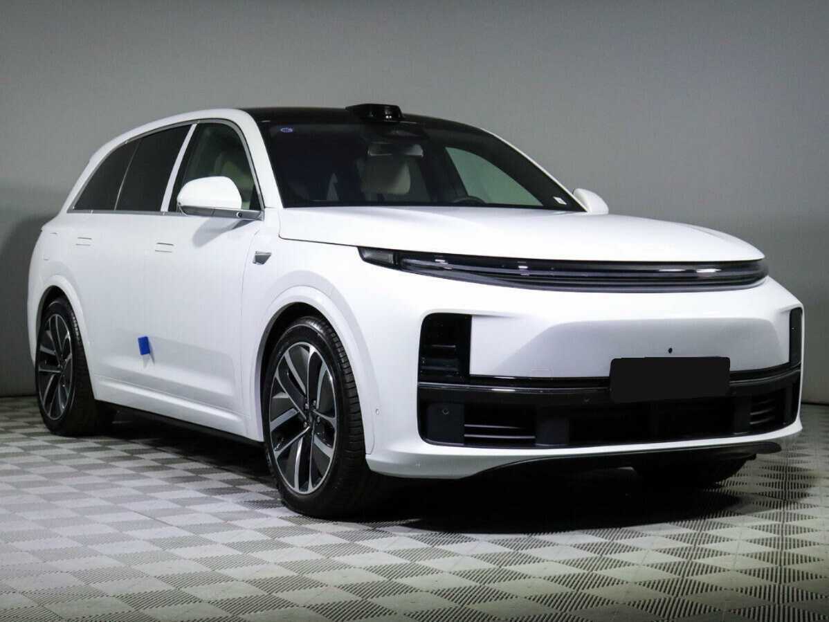 Купить LiXiang L7 52.3 kWh, 2024, 20 км, фото №3