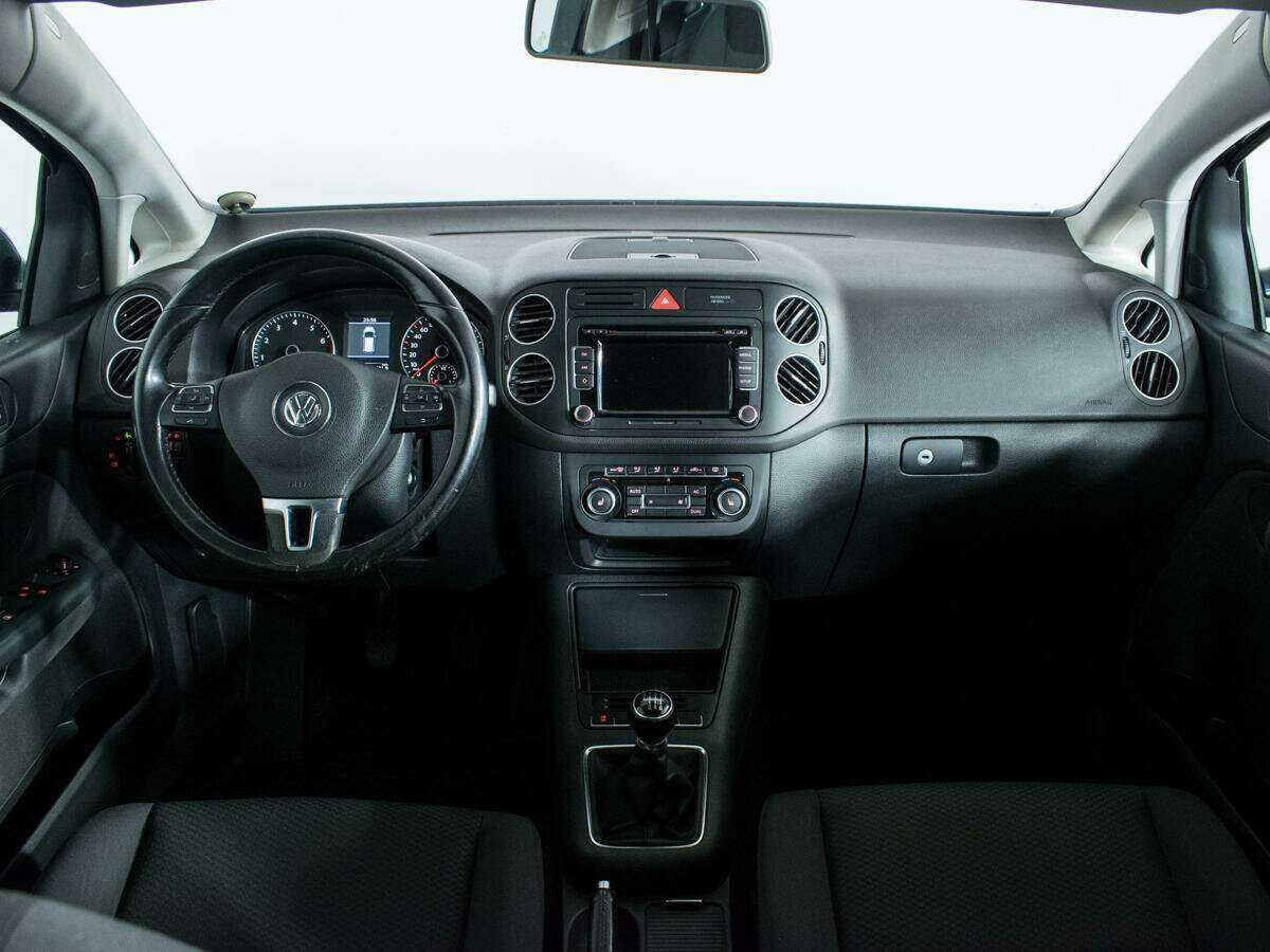 Купить Volkswagen Golf Plus, 2011, 148 985 км, фото №12