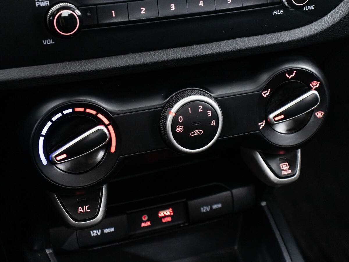 Купить Kia Rio, 2017, 112 773 км, фото №15