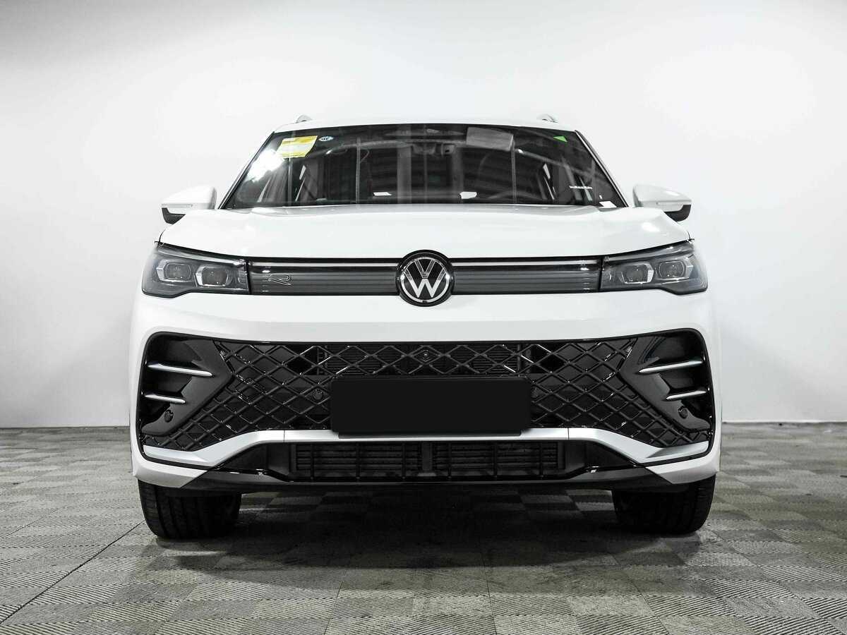 Купить Volkswagen Tiguan L Pro, 2024, 48 км, фото №2