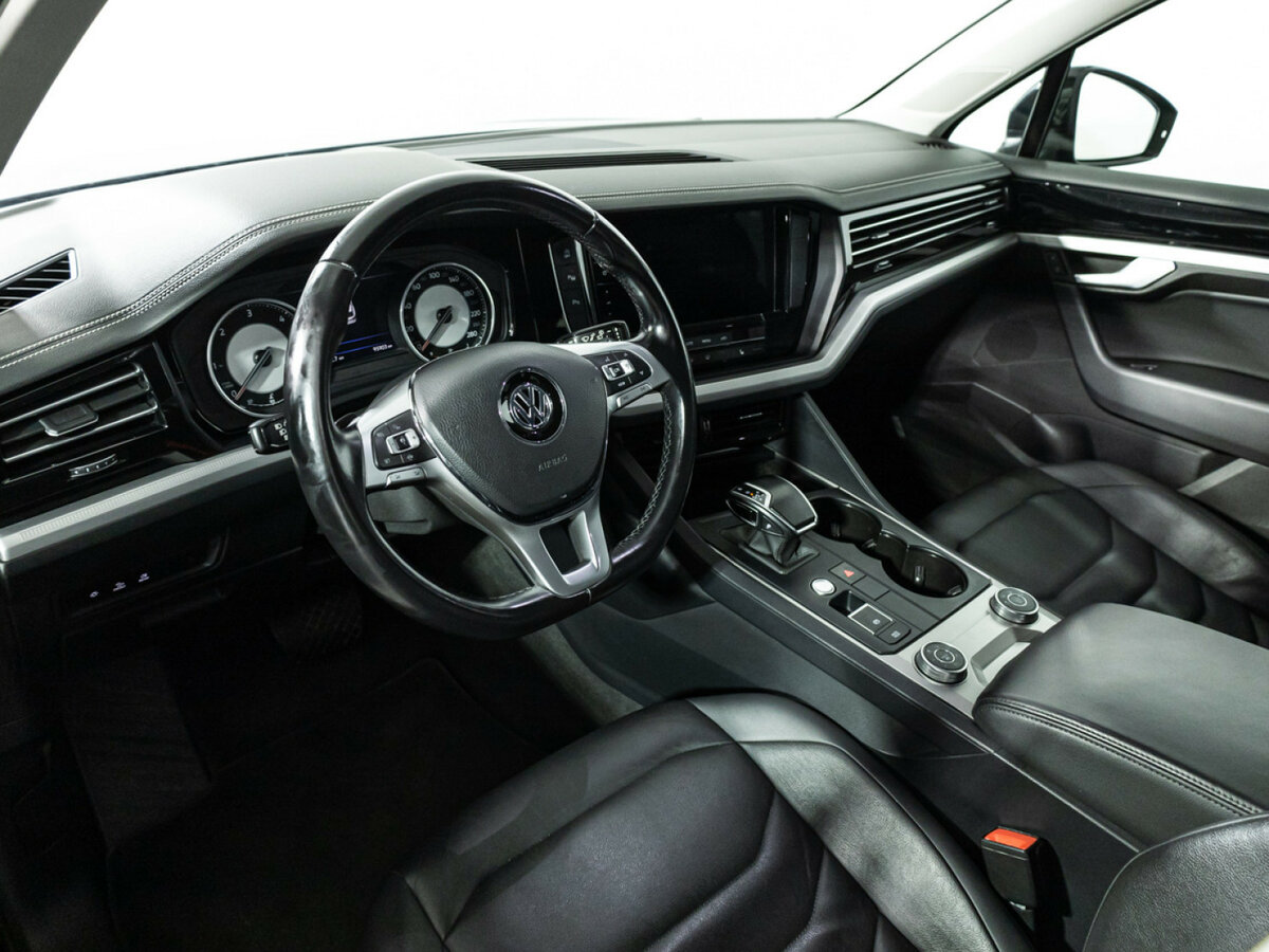 Купить Volkswagen Touareg III, 2018, 95 804 км, фото №9