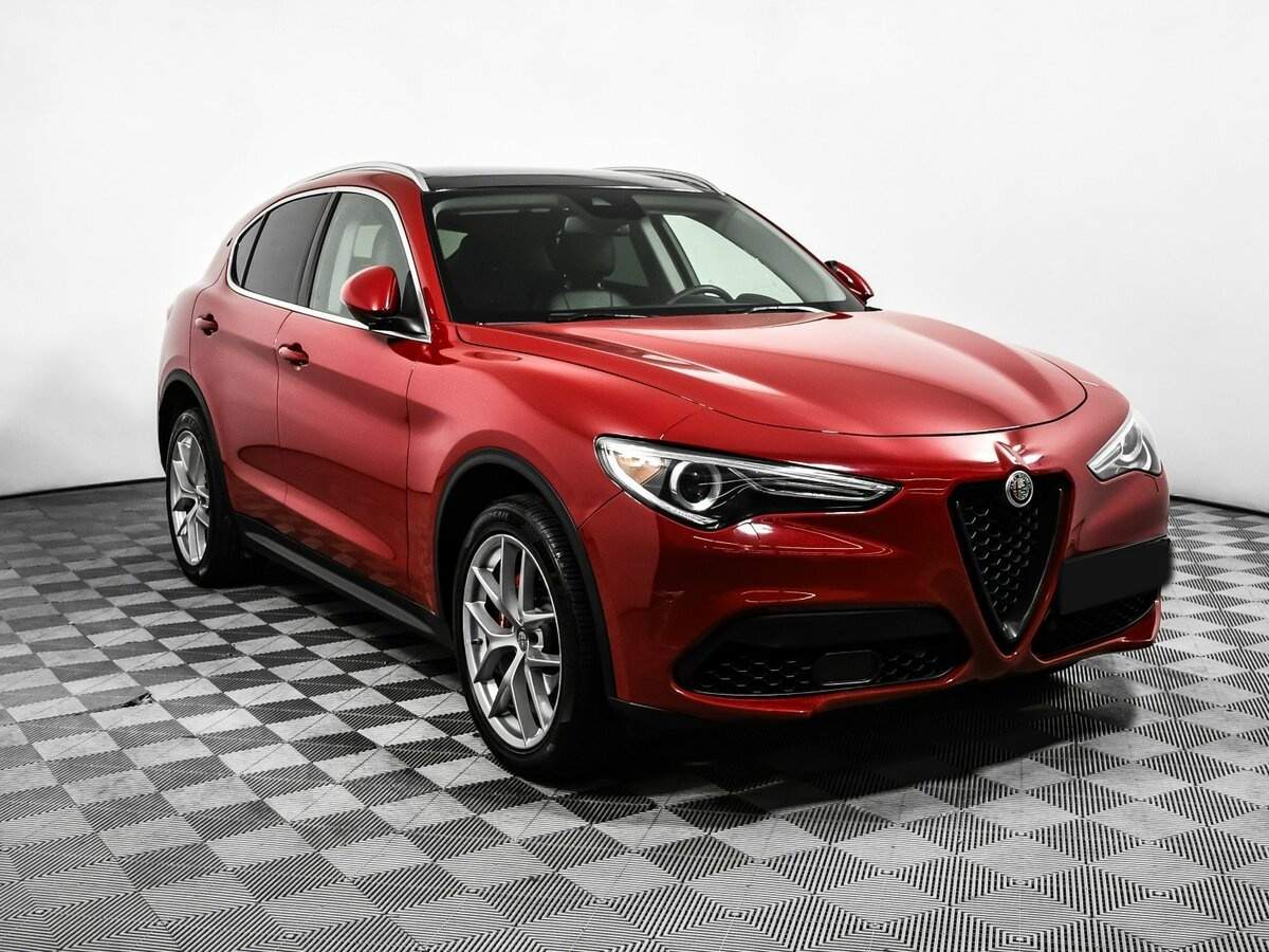 Купить Alfa Romeo Stelvio, 2017, 75 972 км, фото №3