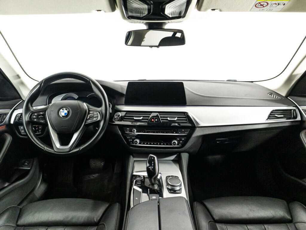 Купить BMW 5 серии 520d xDrive, 2018, 162 243 км, фото №13