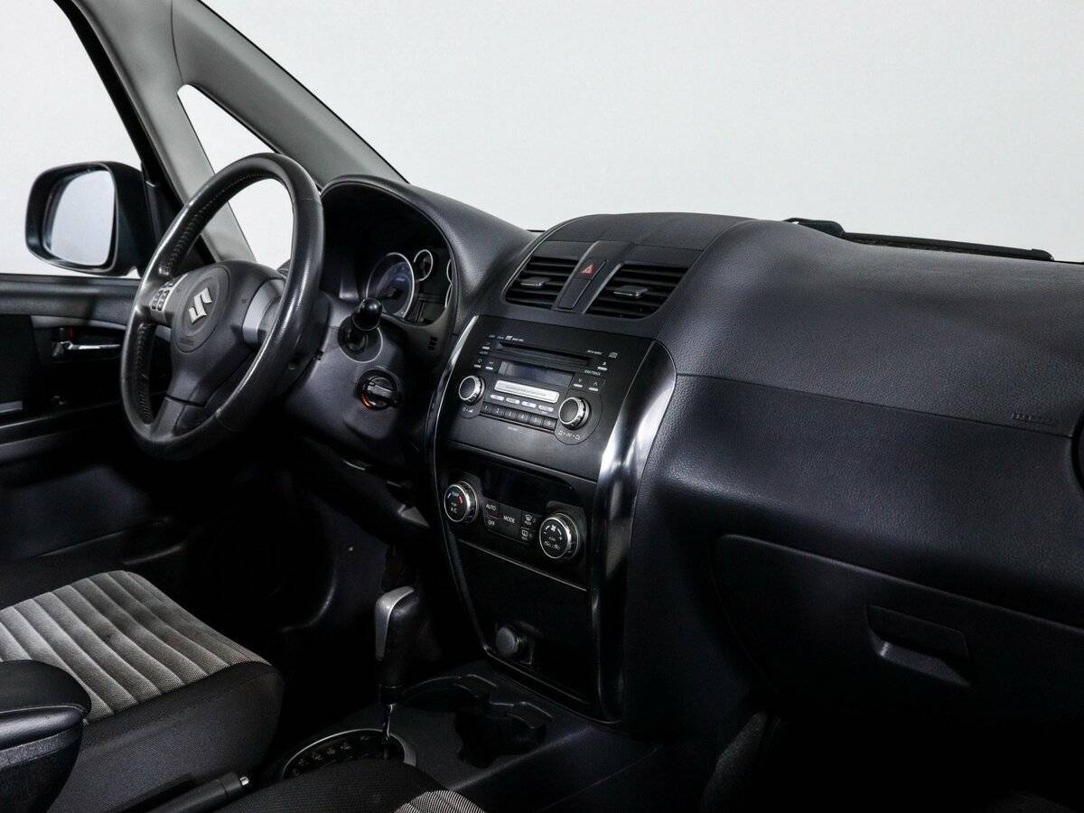 Купить Suzuki SX4, 2010, 89 597 км, фото №9