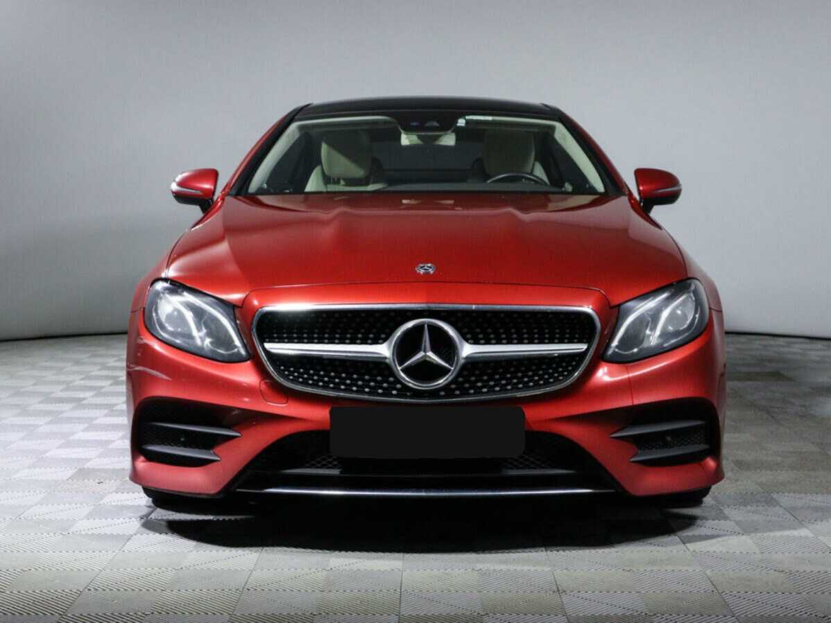 Купить Mercedes-Benz E-Класс 300, 2018, 118 255 км, фото №2