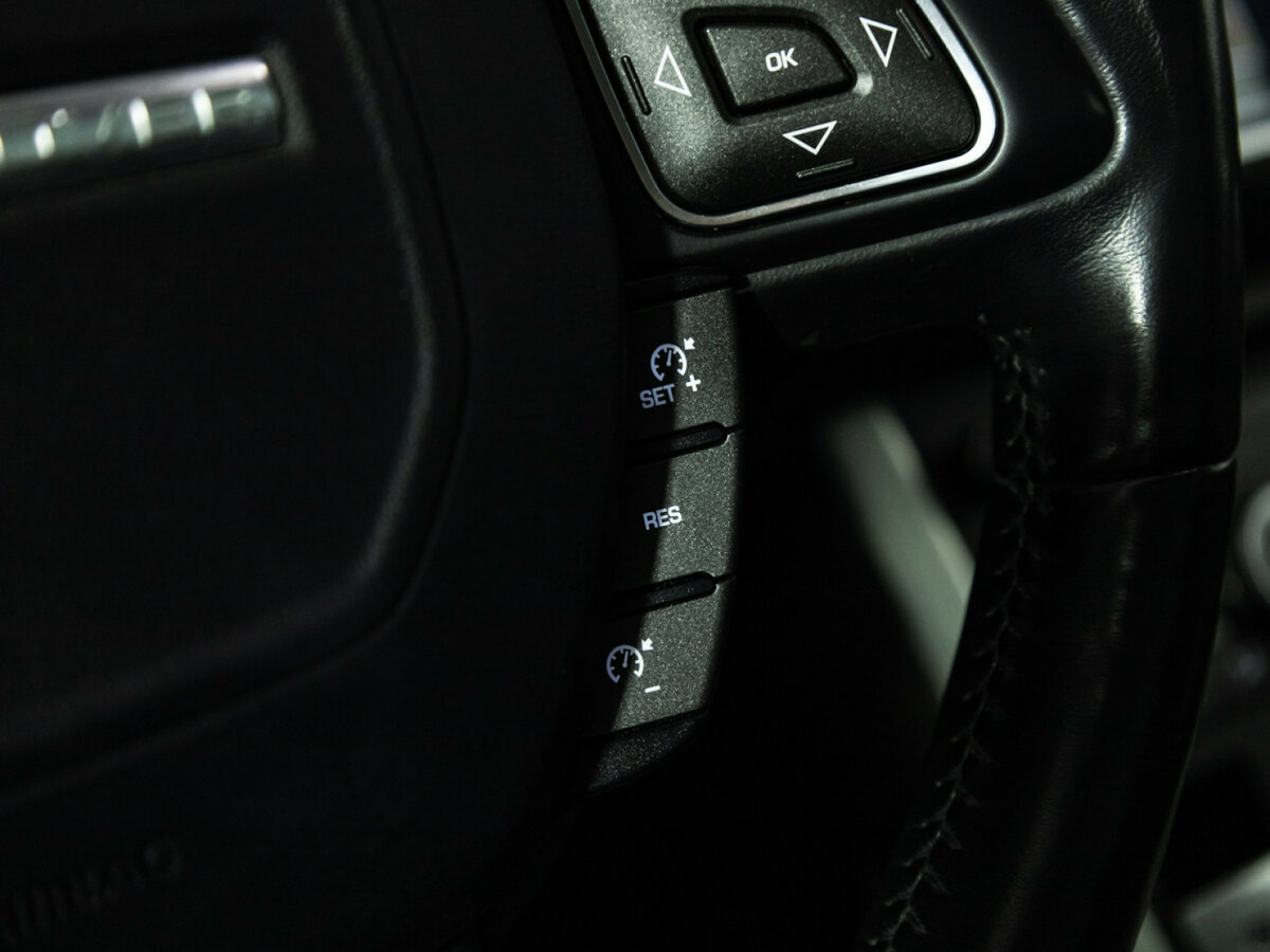 Купить Land Rover Range Rover Evoque I Рестайлинг, 2015, 104 108 км, фото №17